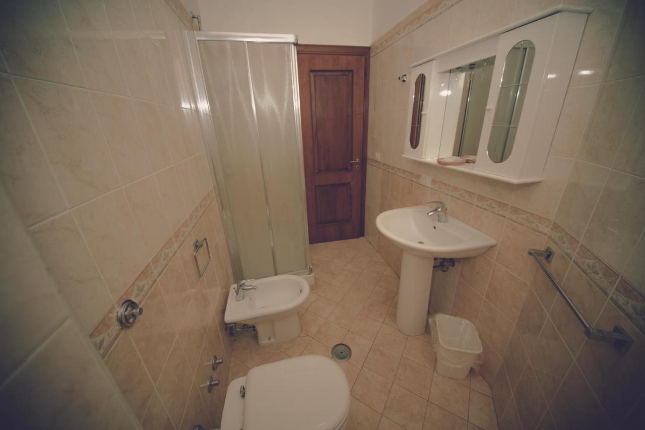 Cassiodoro Rooms Affittacamere 卡坦扎罗 外观 照片