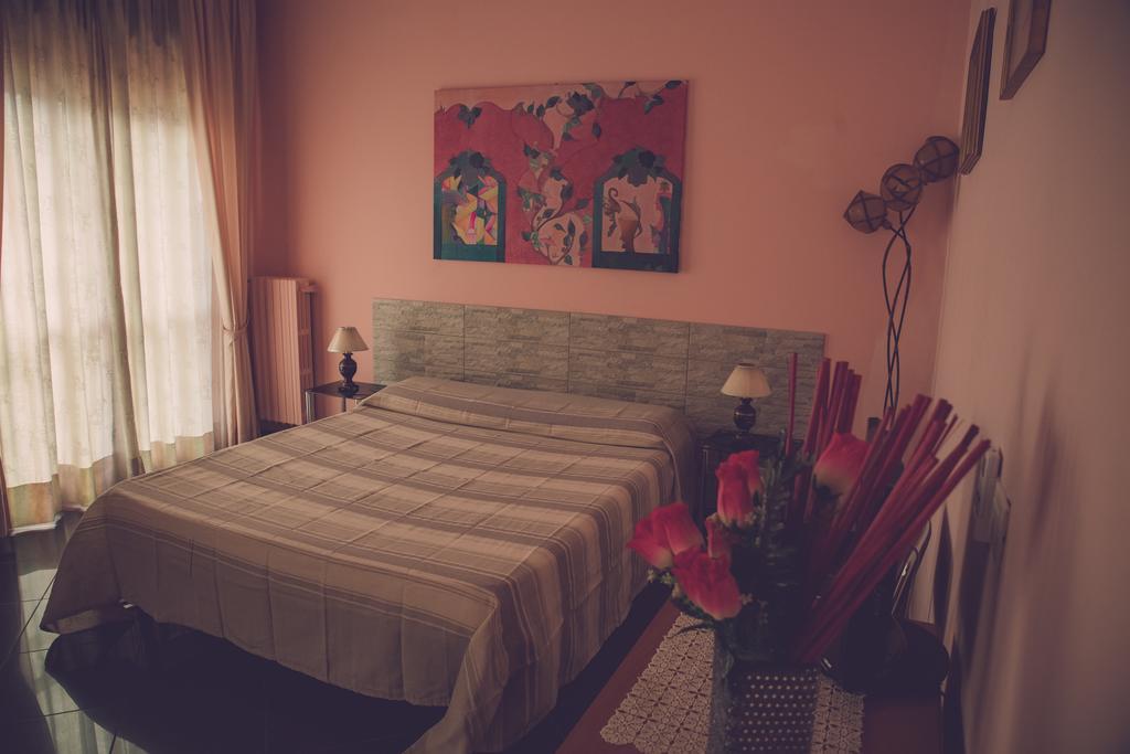 Cassiodoro Rooms Affittacamere 卡坦扎罗 外观 照片
