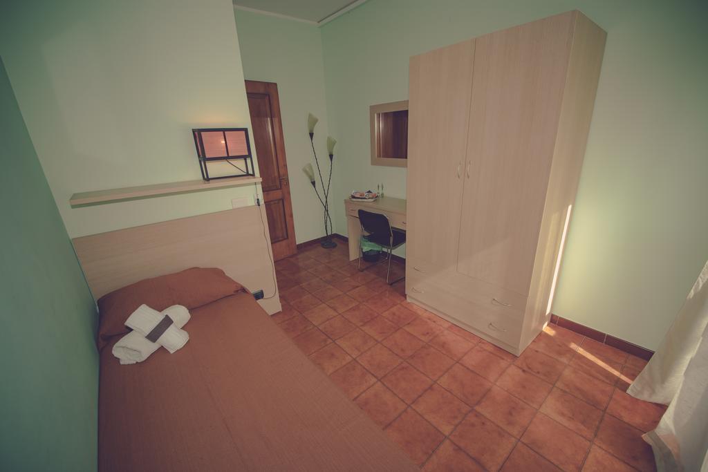 Cassiodoro Rooms Affittacamere 卡坦扎罗 外观 照片