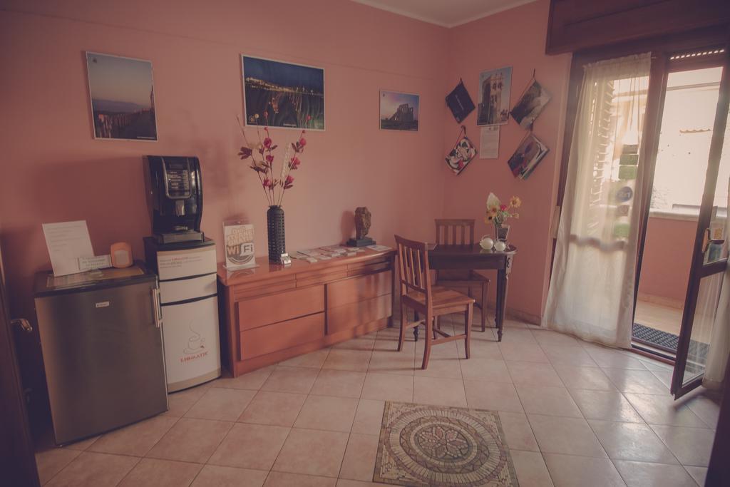 Cassiodoro Rooms Affittacamere 卡坦扎罗 外观 照片